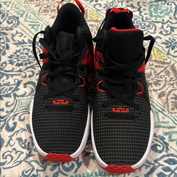 Nike Red and Black Athletic Shoes with White Swoosh - Picture 2 of 5